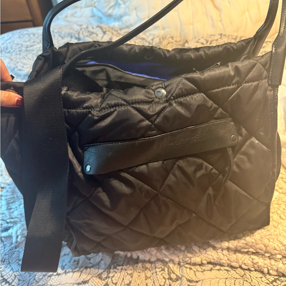 Black large Madison shopper